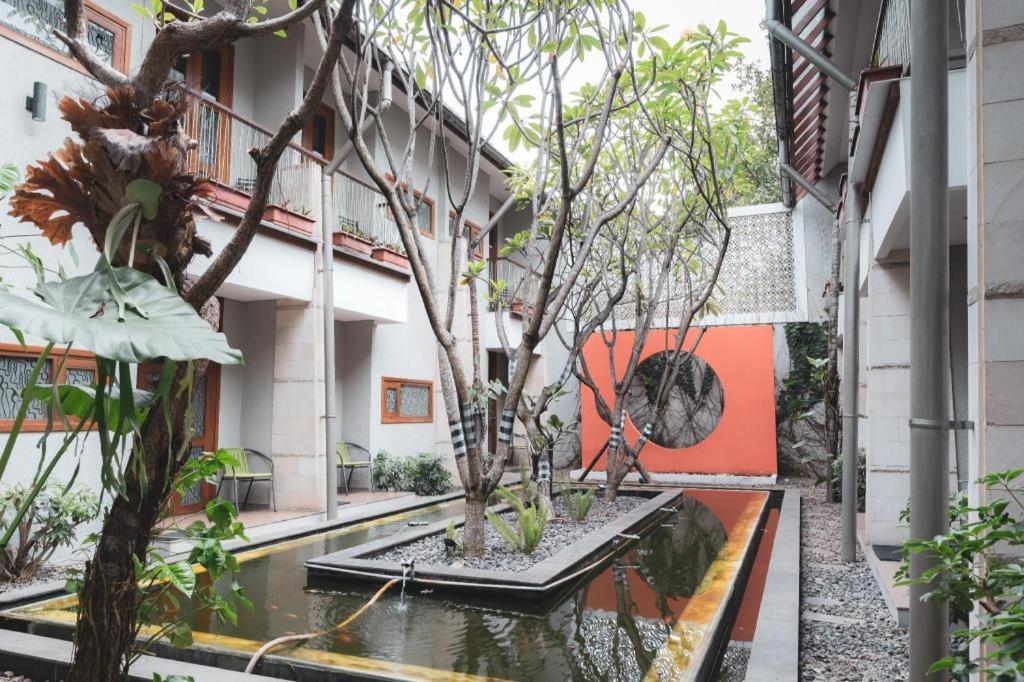 Hotel Tibera Taman Cibeunying バンドゥン エクステリア 写真